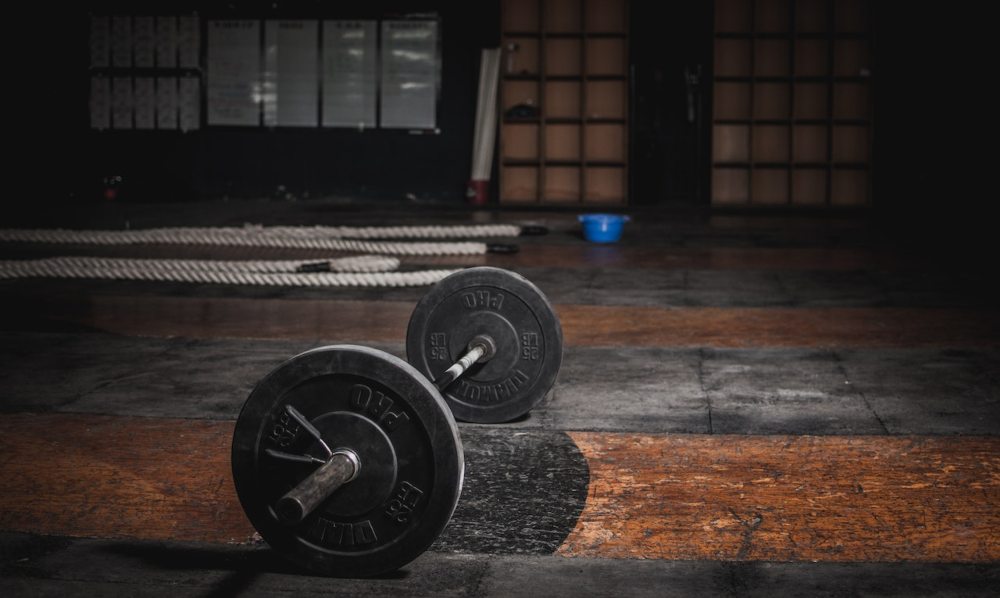 Pros and Cons of 6ft Barbells